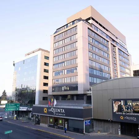 Hotel La Quinta By Wyndham Quito